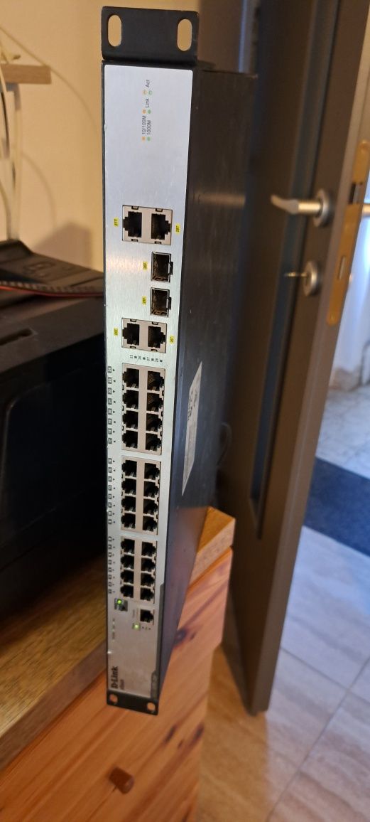 Switch D-Link xStack DES-3200-28P Ethernet