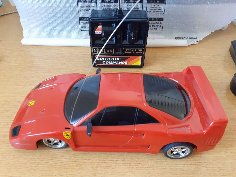 Masinuta Ferrari din anii 90, full RC