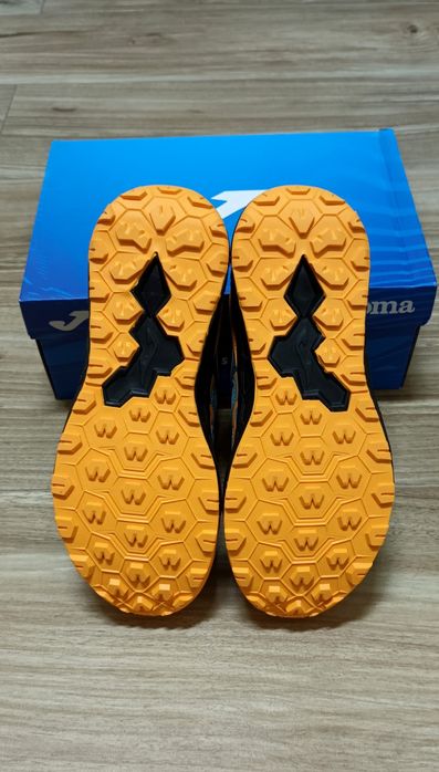 Adidași Joma mărimea 37