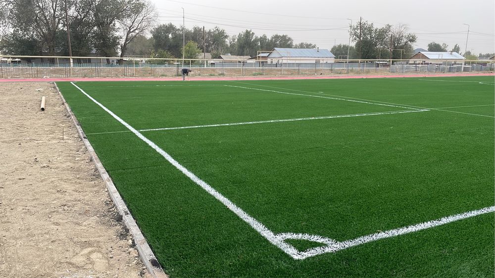 Установка искусственного газон