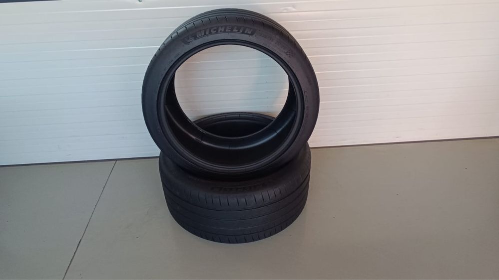 2бр летни гуми 325/35/ZR23/Michelin pilot sport4s/dot2622/5.5мм грайфе