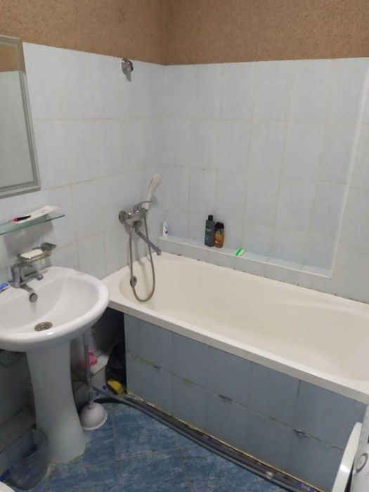 Шерикликка битта бола олинади. Квартира Юнусободда.Без маклер