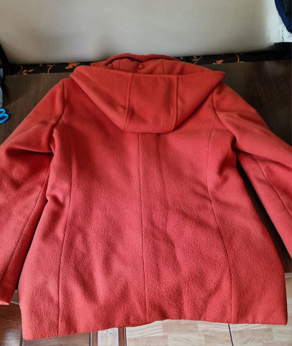 Haină matlasată portocalie