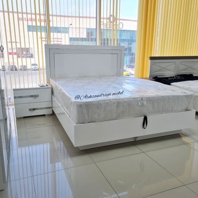 Кровать двухспальная