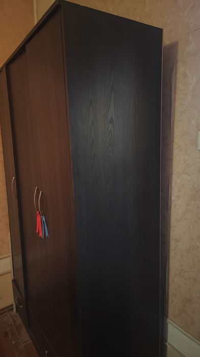 Продам шкаф  и кровать