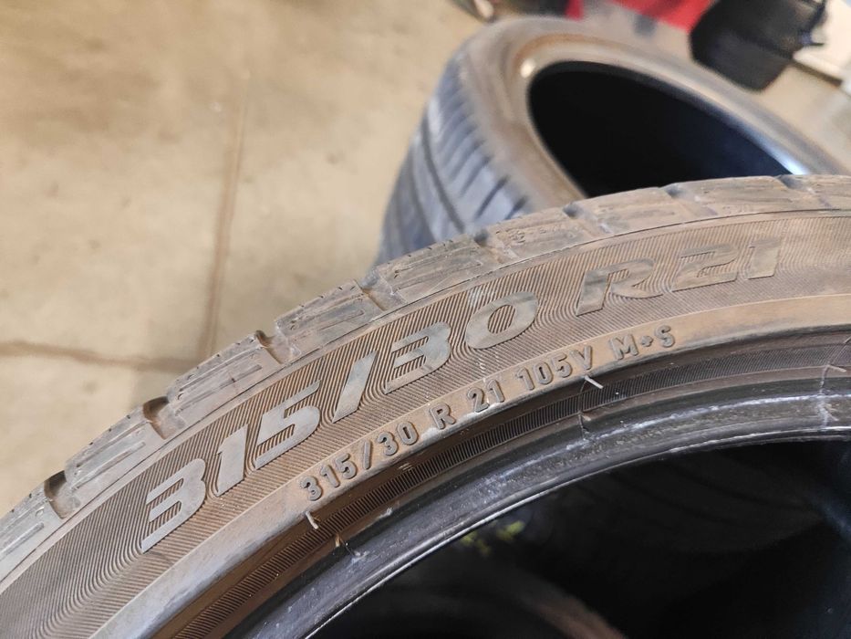 2бр. зимни гуми 315/30/21 Pirelli