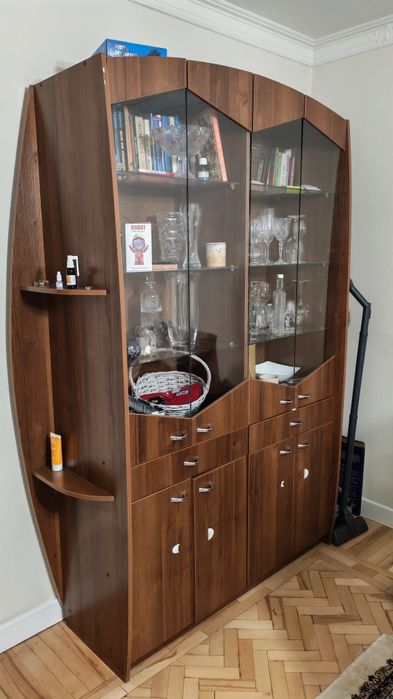 Сервант для гостинной