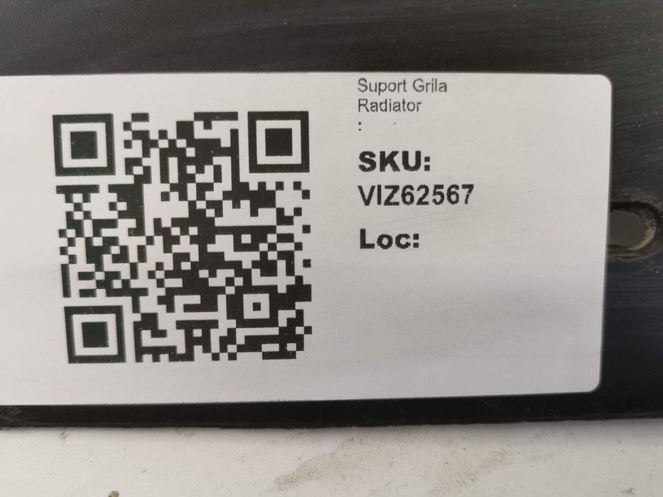 Оригинален Радиаторен Държач / Radialen Darzhach Volkswagen Caddy Ориг