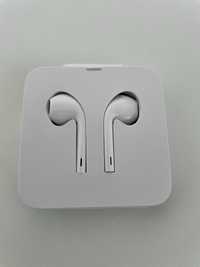 Apple / iPhone EarPods слушалки тапи с Lightning конектор – НОВИ