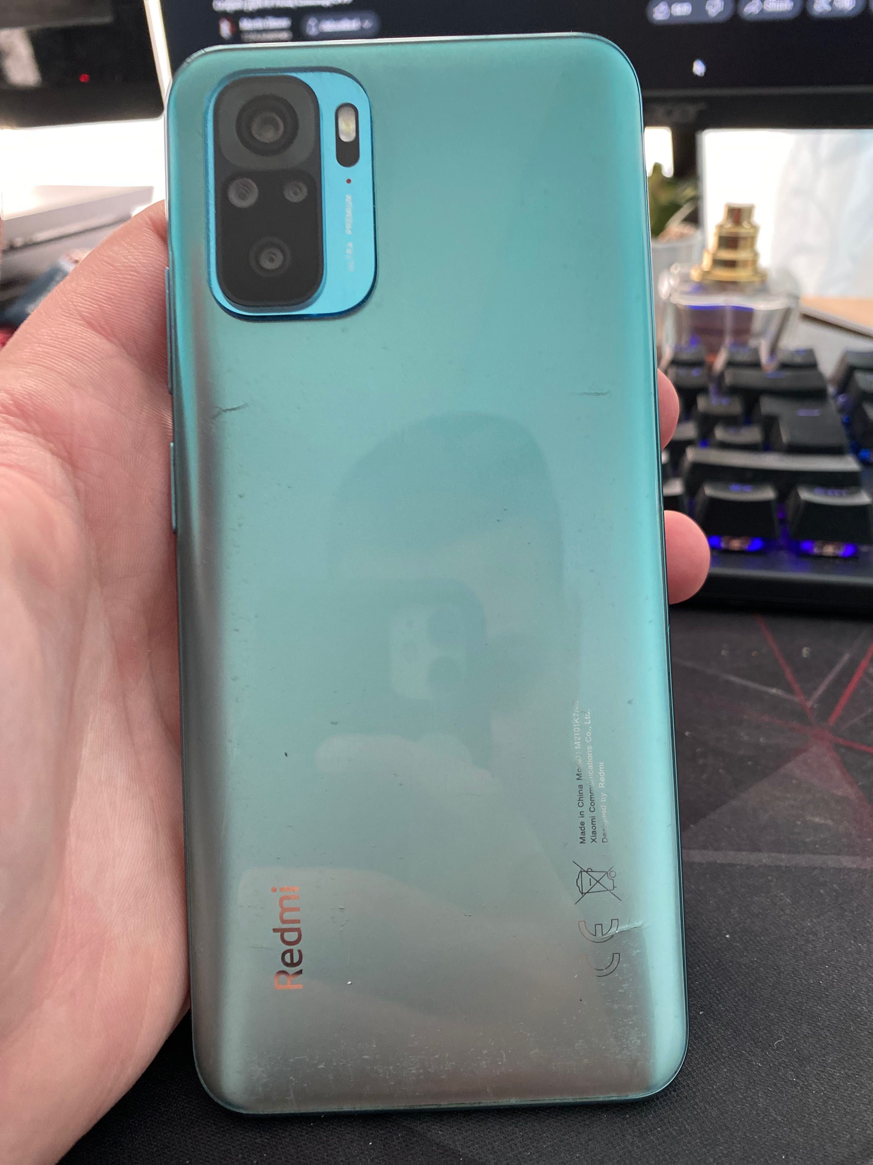 Redmi note 10 128GB 6GB Ram с леки забележки