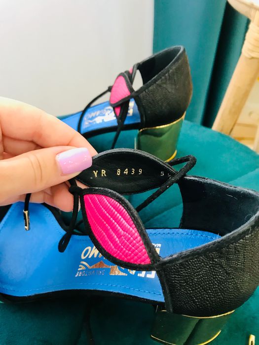 Sandale de piele Salvatore Ferragamo, marimea 35 1/2