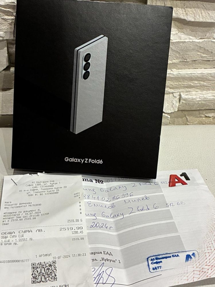 КАТО НОВ Samsung Z Fold 6 Silver 512GB 5G 24м. ГАРАНЦИЯ ПОДАРЪЦИ