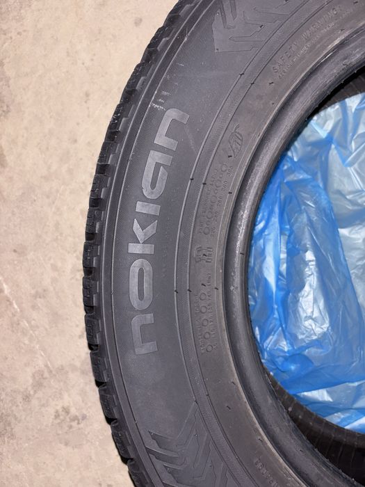 Шины зимние Nokian