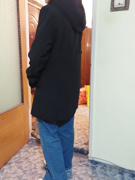 Geacă izolată Brugi cu glugă