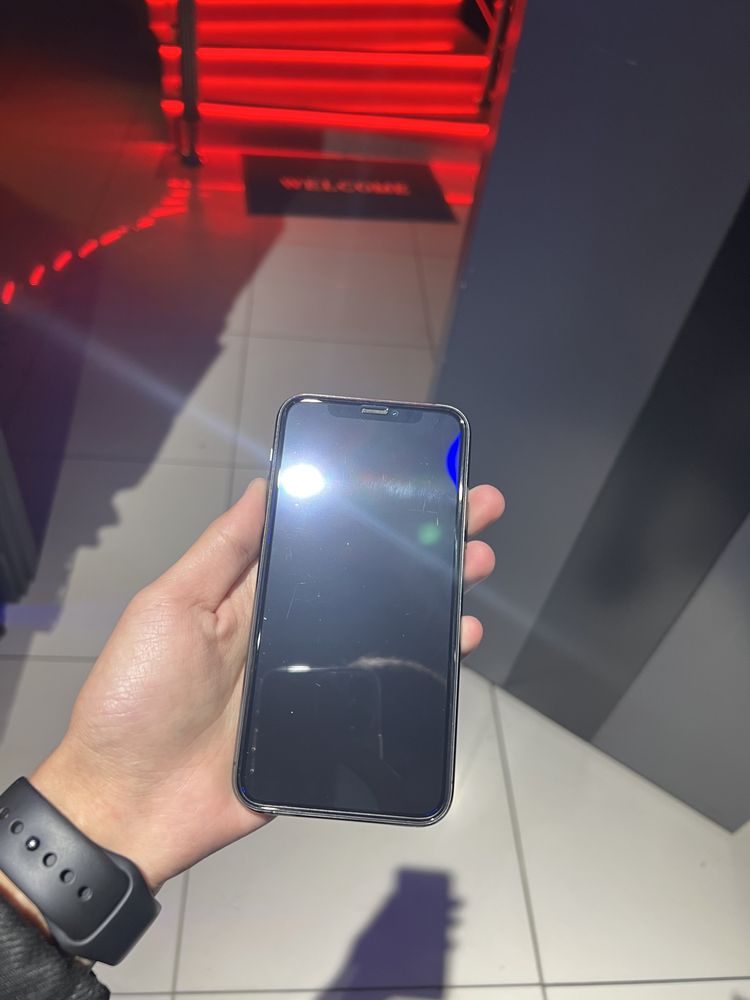 Telefon iphone 11 pro 64gb