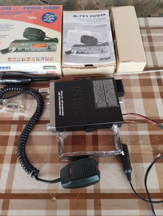 Vând statie cb intek