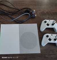 Xbox one S с два джойстика