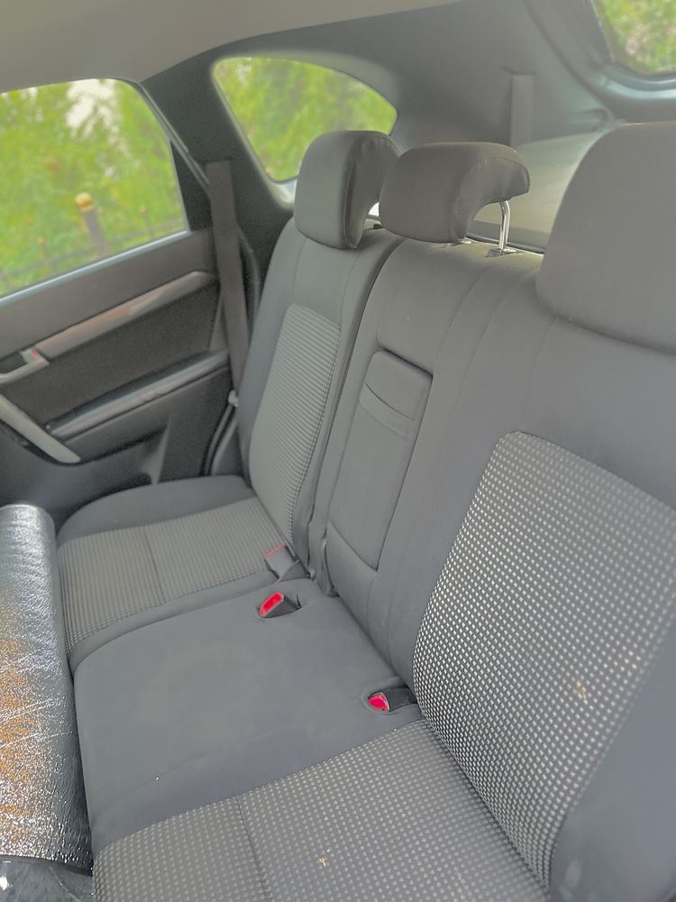 Продам свой автомобил Chevrolet Captiva