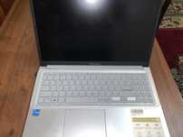 Asus notebook sotiladi srochno