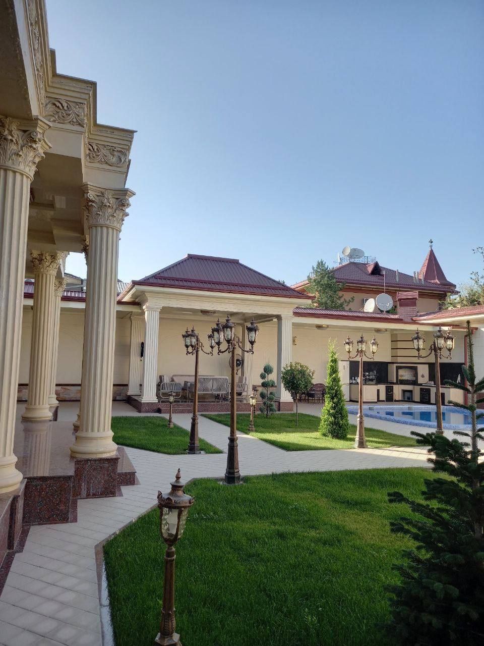 Яккасарай махаля Ракат Боши Участок 8 соток  ор. Grand Mir Hotel
