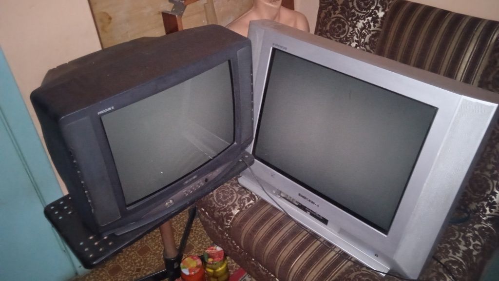 2Телевизора продам