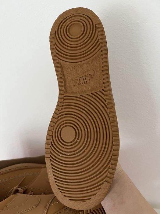 Nike vision Court - marimea 41 si 44