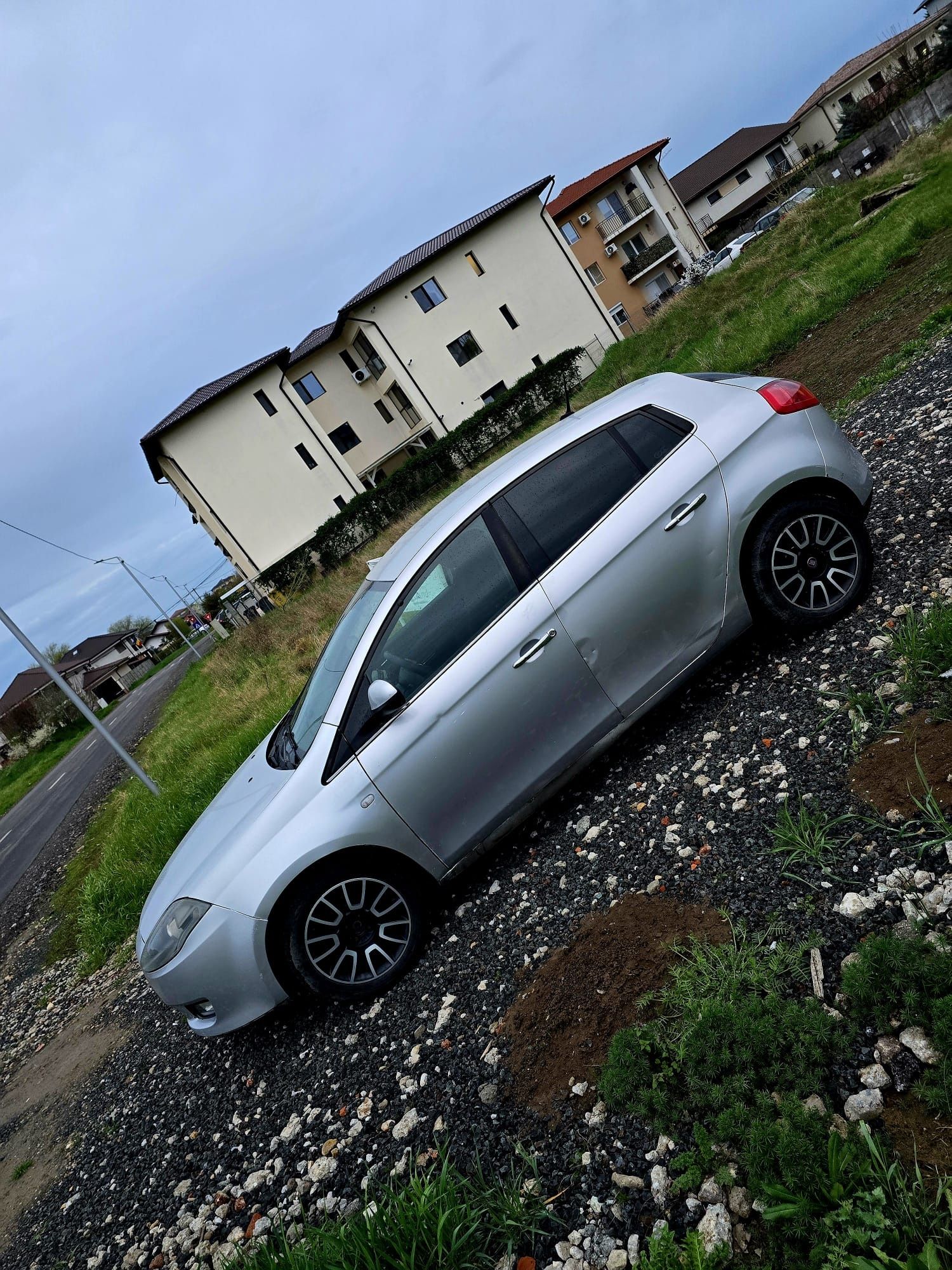 Vand Fiat bravo 1.6multijet diesel 2011