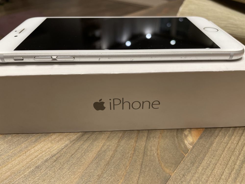 iPhone 6 plus 16Gb, Space Gray. Оригинална кутия и слушалки