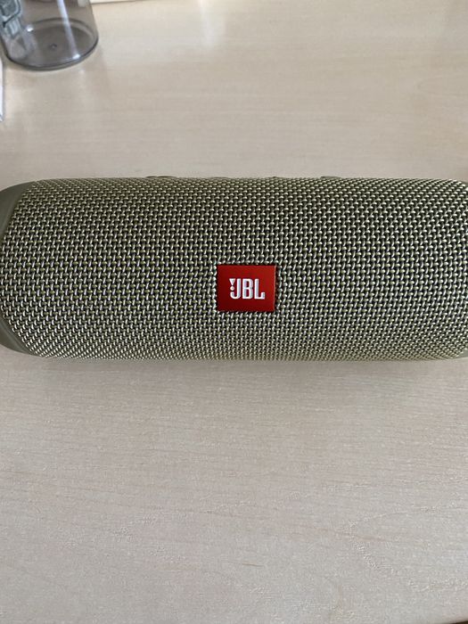 Колонка jbl fleep5