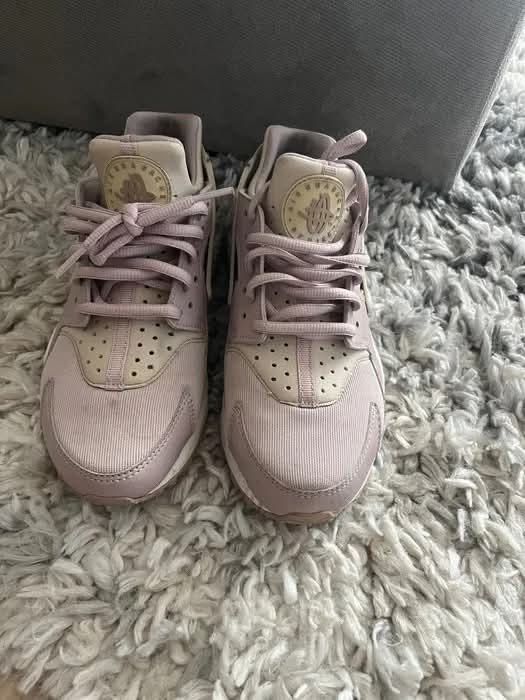 Дамски маратонки