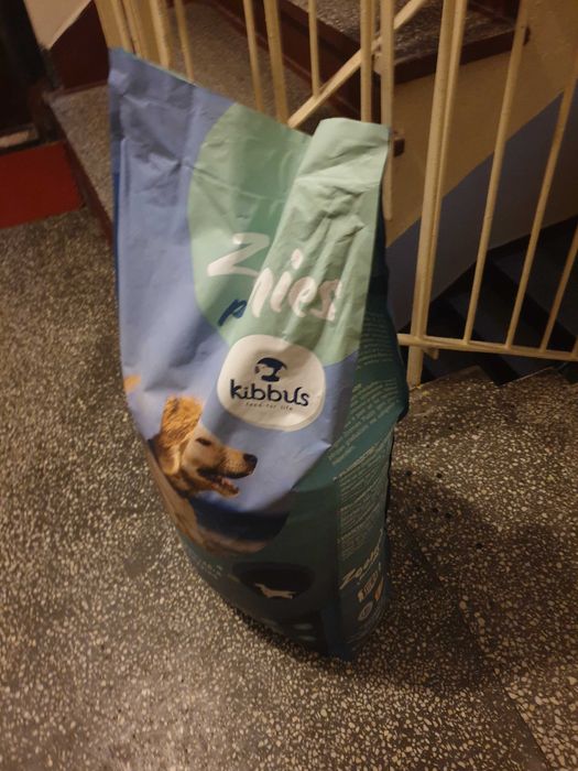 hrana uscata caini Zoomies Puppy 20kg