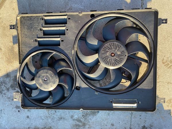 Ventilator VOLVO S80 S60 V60 V70 XC60 XC70 2008-2013 30668629 6G91-8C607-NB