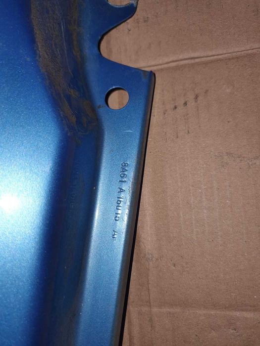 Форд Фиеста 6 преден десен калник