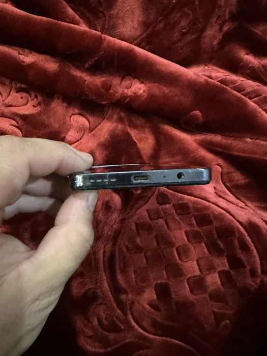 Tecno pova 5 128 gb 8+8 ozu