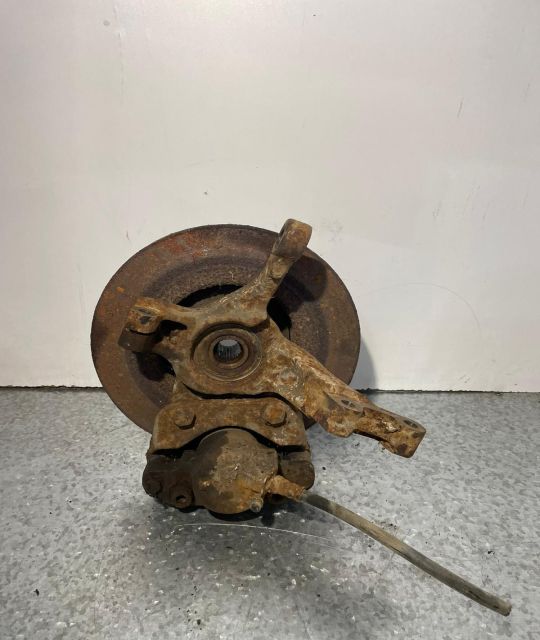 Fuzeta fata stanga Dacia Logan prima generatie