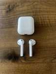 Apple airpods 2.