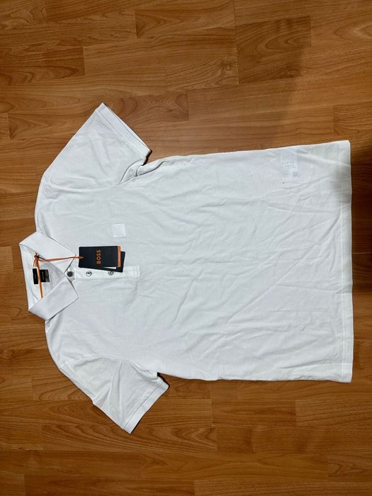 Tricouri barbati XL / XXL ( armani, hugo boss)
