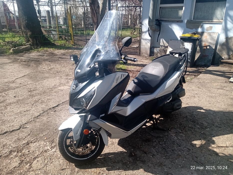 Vând Cruisym300 2019 sau schimb cu moto Adv peste 300cc +/- diferența
