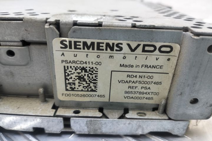 Radio / CD player 96537894xt00 Citroen C3 prima generatie