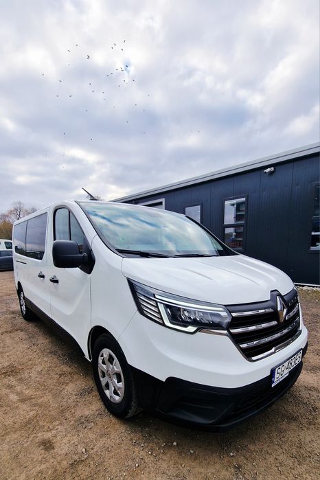 Renault trafic 2023 pas lung,8+1 locuri