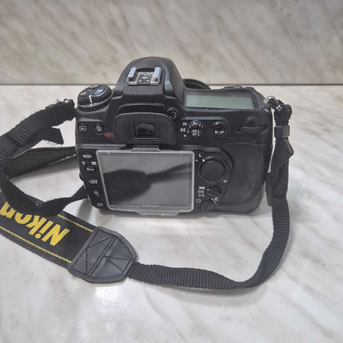 Aparat foto Nikon D300 SH5251-5 Zeus Amanet Rahova