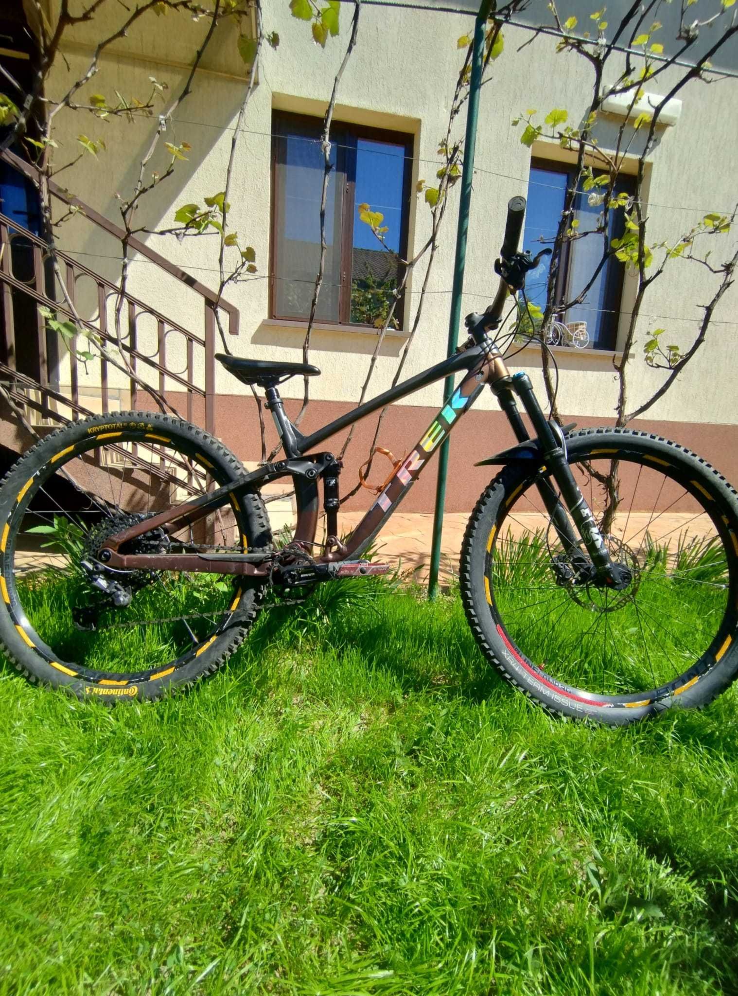 Vand bicicleta Trek Fuel ex 7 - conditie buna - bike for anything