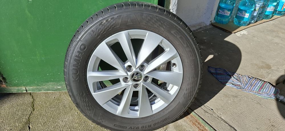 Set jante + anvelope 205/60R16