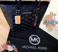 Geanta Michael Kors, logo metalic auriu, saculet, etichetă incluse