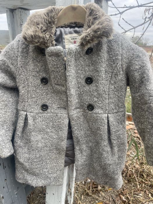 Топло,стилно детско палтенце