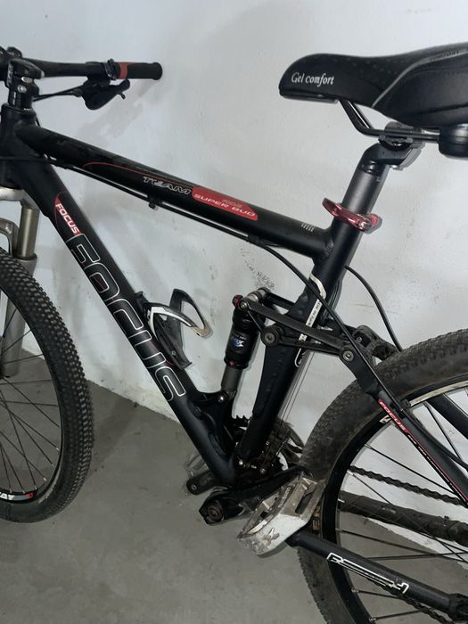 Bicicleta Focus Full-suspension