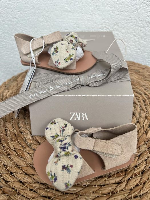 Zara бебешки сандали панделка велур