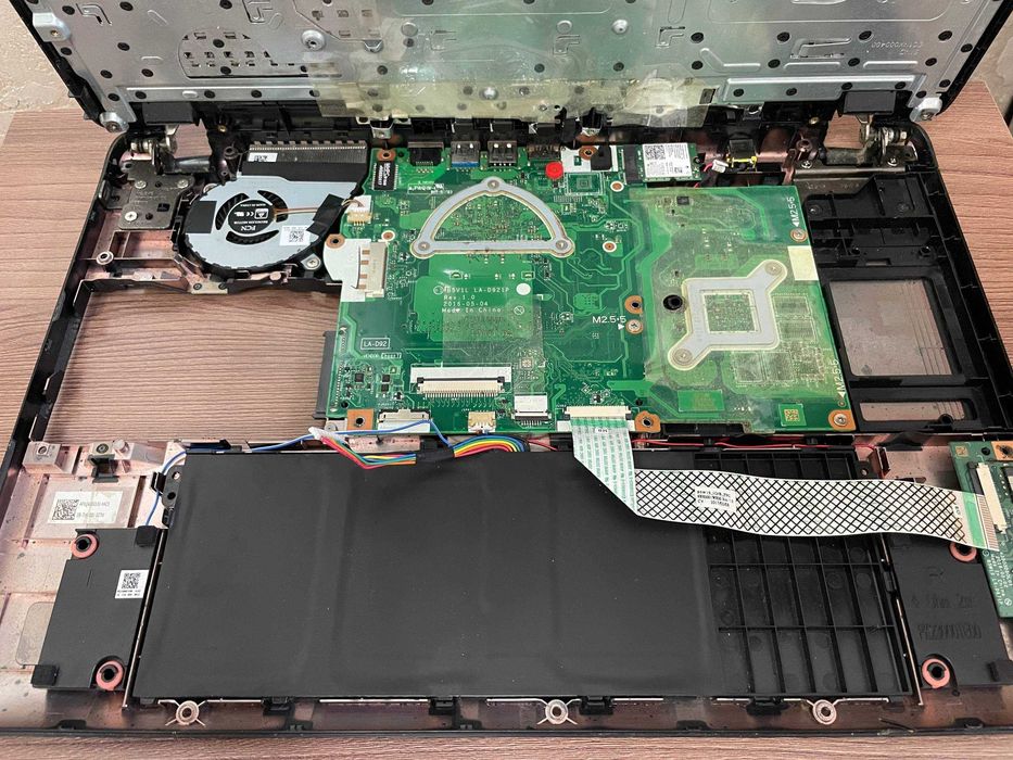 Корпус, материнская плата, процессор, клавиатура Acer Es1-532g-c49m.