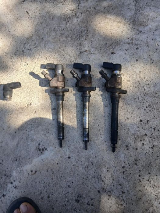 injectoare peugeot 407 motor 2l HDI an 2007