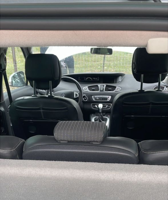 Se vinde Renault Scenic 2012